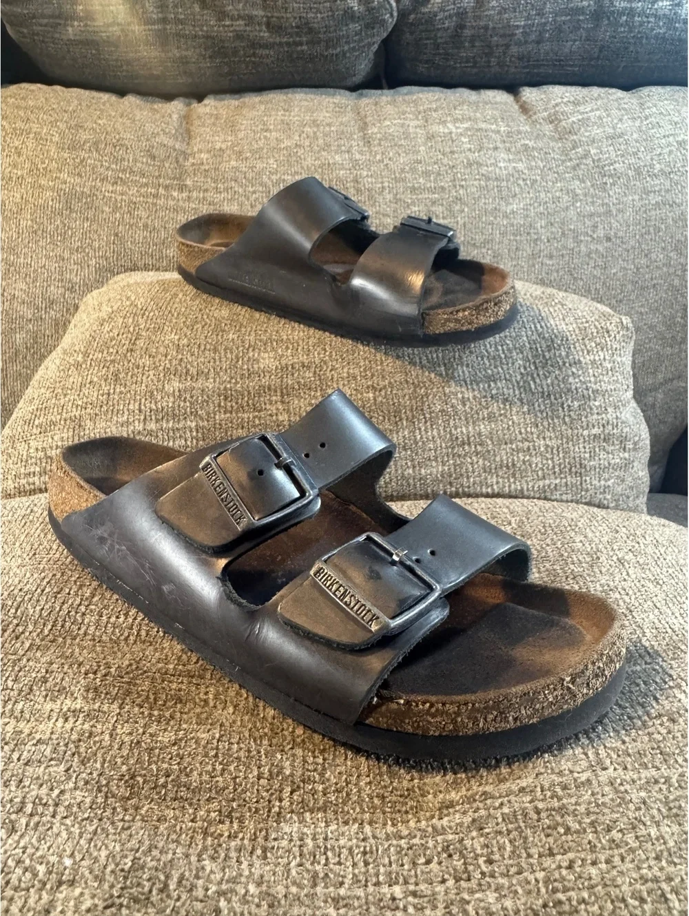 Birkenstock Arizona Two-Strap Leather Sandals - Black Metallic Women’s size 7